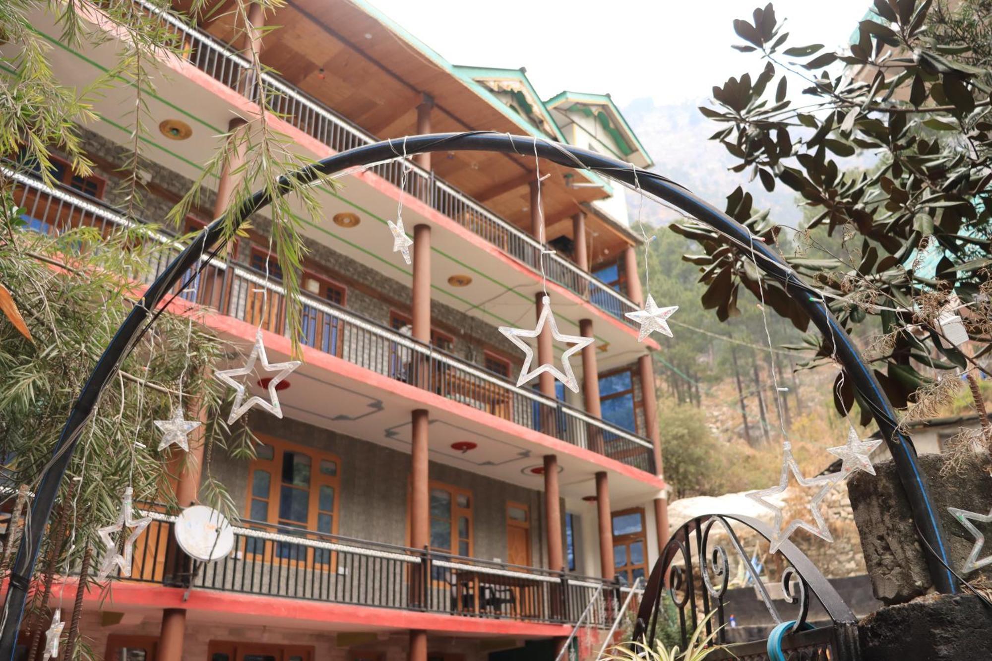 Chalo Chhalal Hotel & Cafe กาซอล ภายนอก รูปภาพ